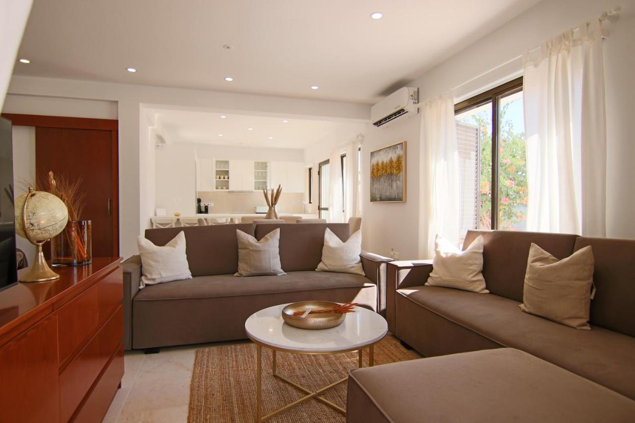 Phaedrus Living: City View Luxury Flat Androcleous Πάφος Εξωτερικό φωτογραφία